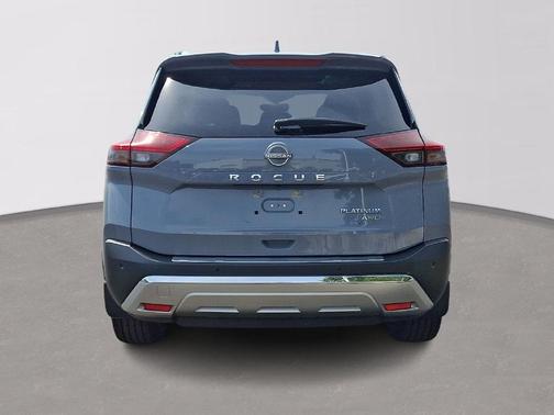 Boulder Gray Pearl 2023 Nissan Rogue Platinum