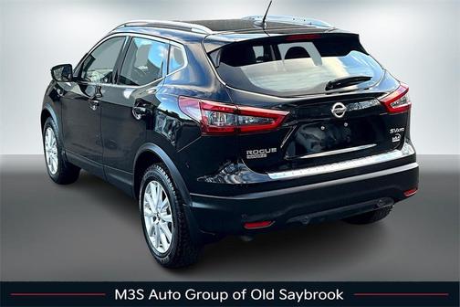 2021 Nissan Rogue Sport SV