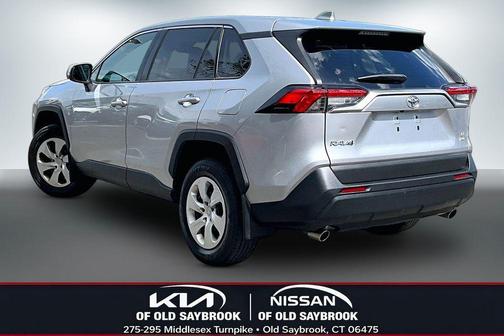 Silver Sky Metallic 2022 Toyota RAV4 LE