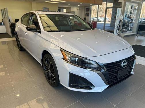 2025 Nissan Altima SR AWD