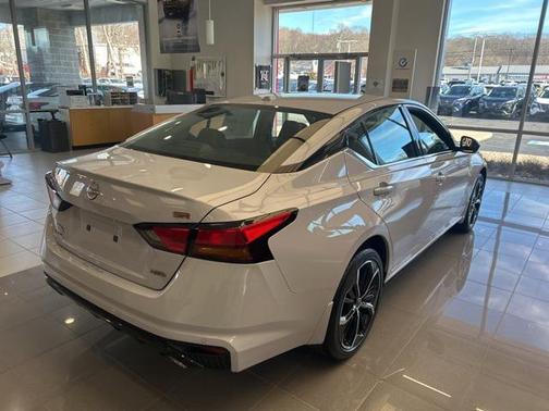 2025 Nissan Altima SR AWD