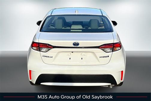 2022 Toyota Corolla Hybrid LE