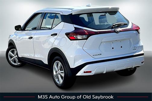 2022 Nissan Kicks S