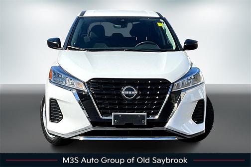 2022 Nissan Kicks S