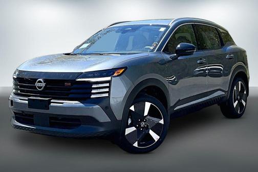 Gun Metallic 2026 Nissan Kicks SR