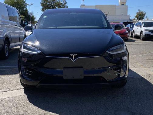 2018 Tesla Model X 75D