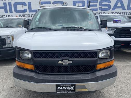 Summit White 2014 Chevrolet Express 2500 Work Van