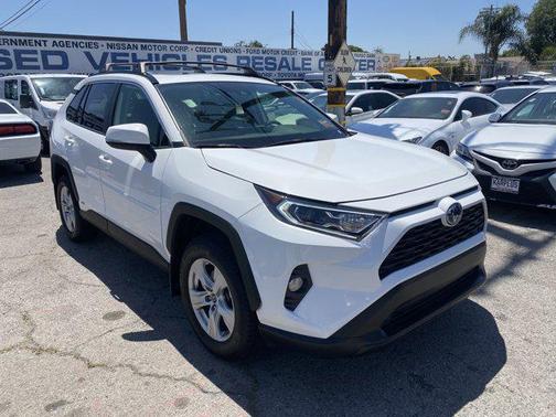 2019 Toyota RAV4 Hybrid XLE
