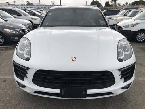 2016 Porsche Macan S