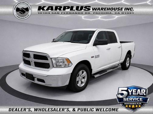Bright White Clearcoat 2019 RAM 1500 SLT