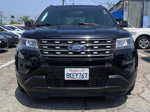 2017 Ford Explorer Base