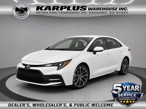 White 2022 Toyota Corolla SE