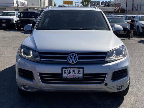 2012 Volkswagen Touareg VR6 Lux