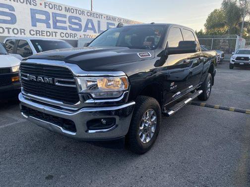 2019 RAM 2500 Big Horn Crew Cab 4x4 6'4' Box