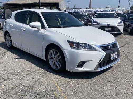 White 2017 Lexus CT 200h Base