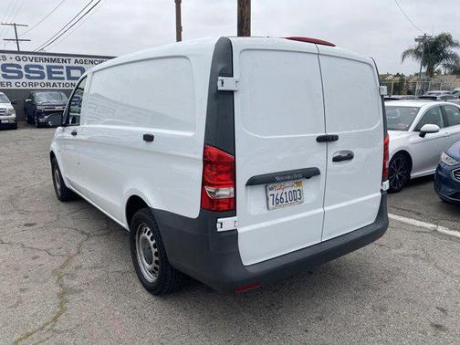 2020 Mercedes-Benz Metris Base