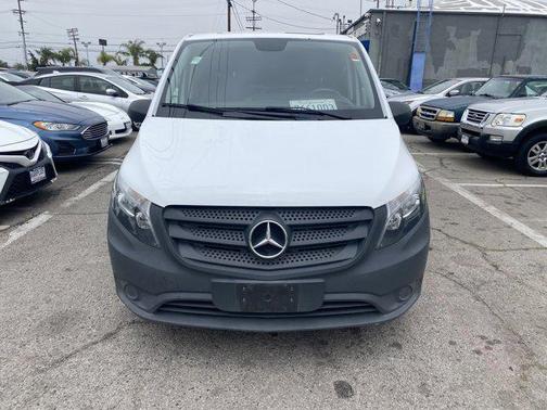 2020 Mercedes-Benz Metris Base