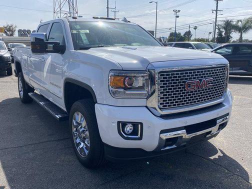 2016 GMC Sierra 2500 Denali