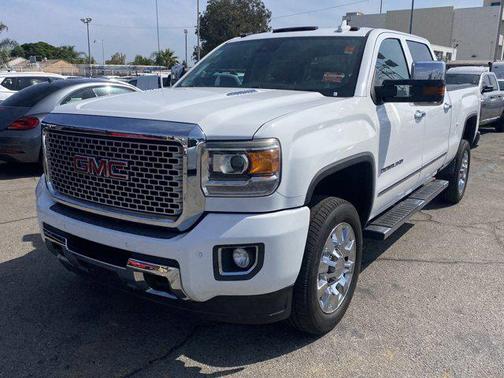 2016 GMC Sierra 2500 Denali