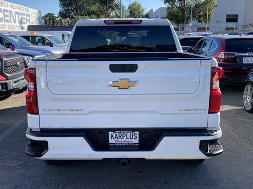 2022 Chevrolet Silverado 1500 Custom