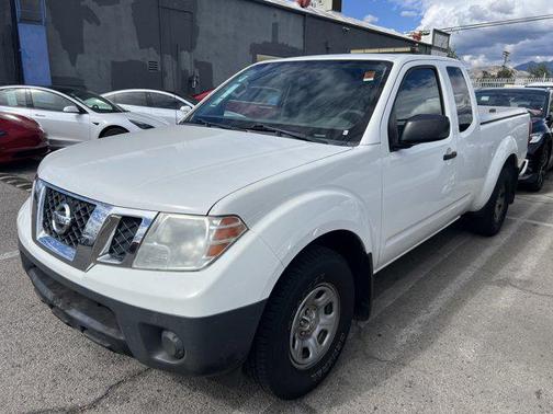 Glacier White 2019 Nissan Frontier S