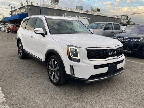2022 Kia Telluride S