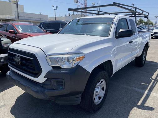 Super White 2020 Toyota Tacoma SR