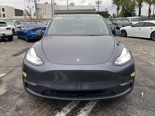 2021 Tesla Model Y Long Range Dual Motor All-Wheel Drive