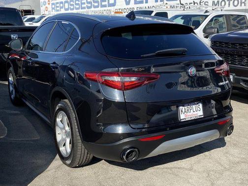 2019 Alfa Romeo Stelvio Base