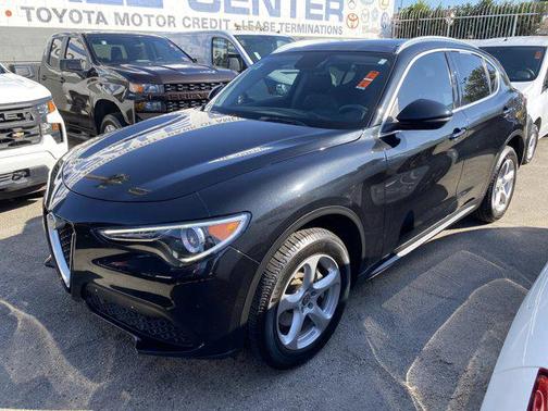 2019 Alfa Romeo Stelvio Base