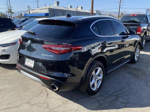 2019 Alfa Romeo Stelvio Base