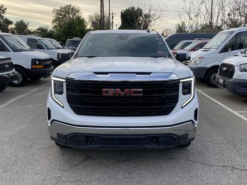Summit White 2022 GMC Sierra 1500 Pro