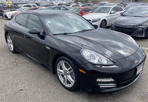 2012 Porsche Panamera 4