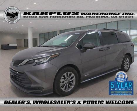 2021 Toyota Sienna LE
