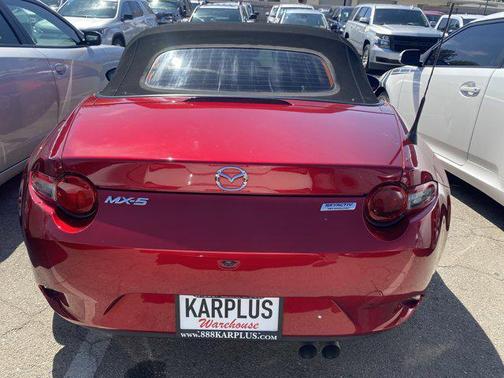 2019 Mazda MX-5 Miata Sport