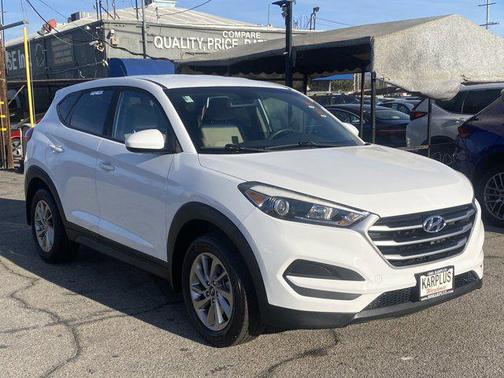 2018 Hyundai TUCSON SE