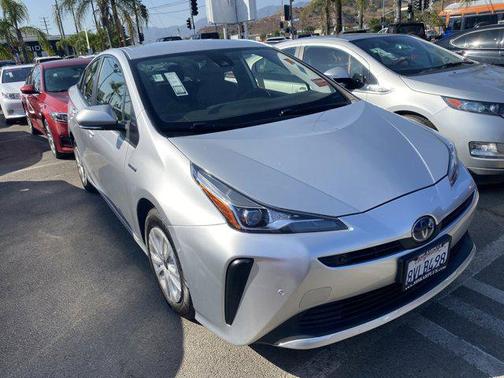 2021 Toyota Prius LE