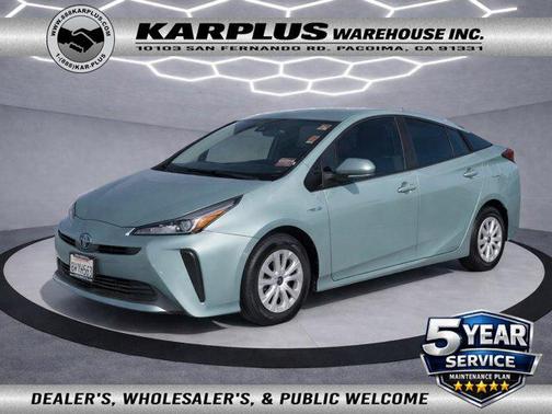 2021 Toyota Prius LE