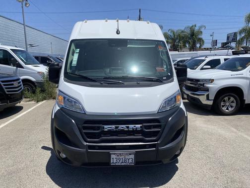 Bright White Clearcoat 2024 RAM ProMaster 2500 Tradesman