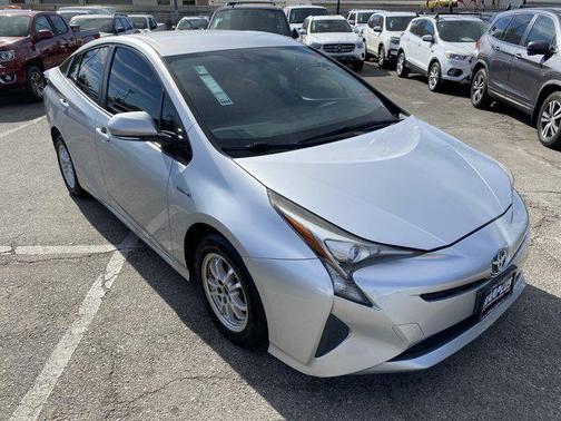 2016 Toyota Prius Three