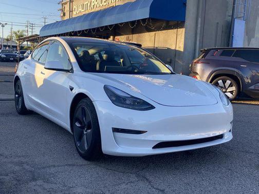 2023 Tesla Model 3 Standard Range