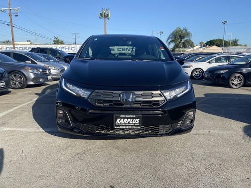 Crystal Black Pearl 2025 Honda Odyssey Sport-L