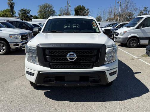 2022 Nissan Titan S
