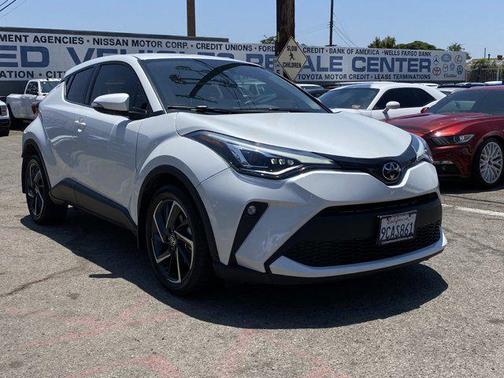 2022 Toyota C-HR Limited