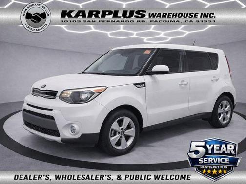 Clear White 2016 Kia Soul Base