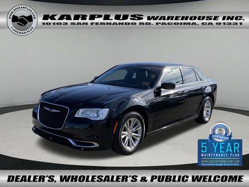 2017 Chrysler 300 Limited