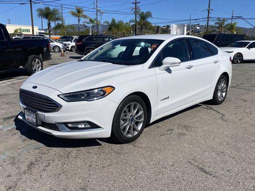 2017 Ford Fusion Hybrid SE