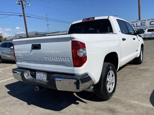 2018 Toyota Tundra SR5