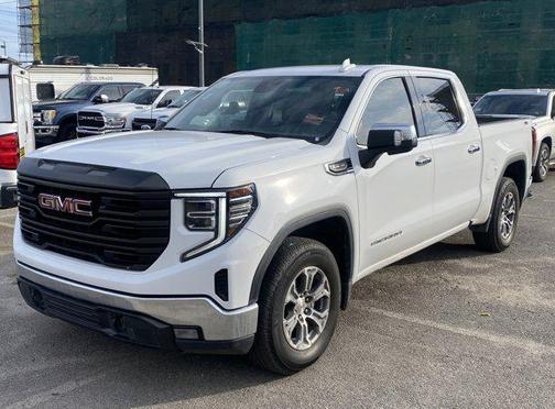 2022 GMC Sierra 1500 SLT