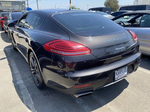2014 Porsche Panamera 4